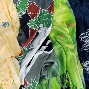Silkscreen sarongs (set of 4)